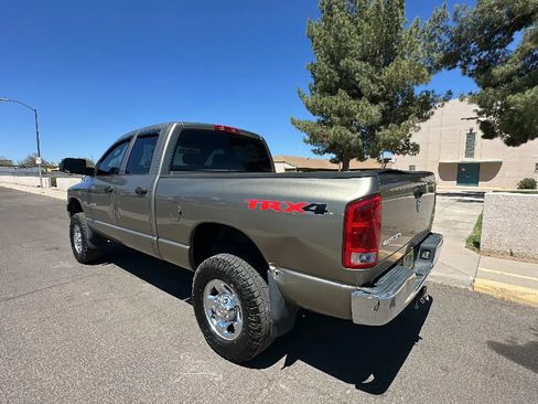 Used 2006 Dodge Ram 2500 Truck SLT w/ TRX4 Group AWD/4WD image 2