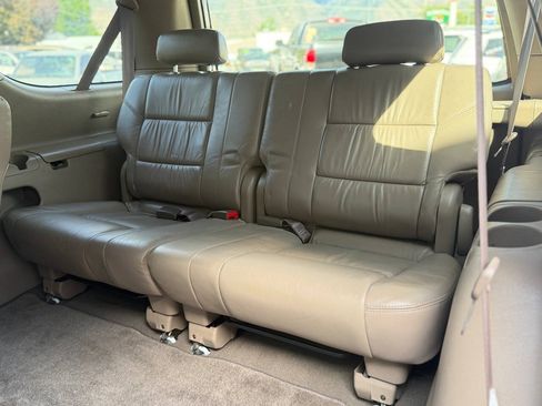 Used 2002 Toyota Sequoia Limited AWD/4WD image 85