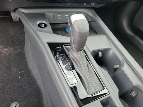 New 2027 Nissan Sentra SV w/ SV Convenience Package FWD image 29