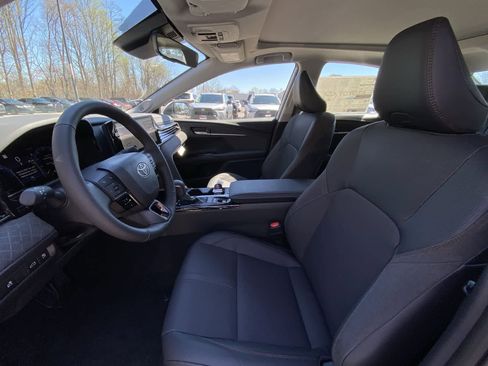 New 2026 Toyota Camry XLE AWD/4WD image 18