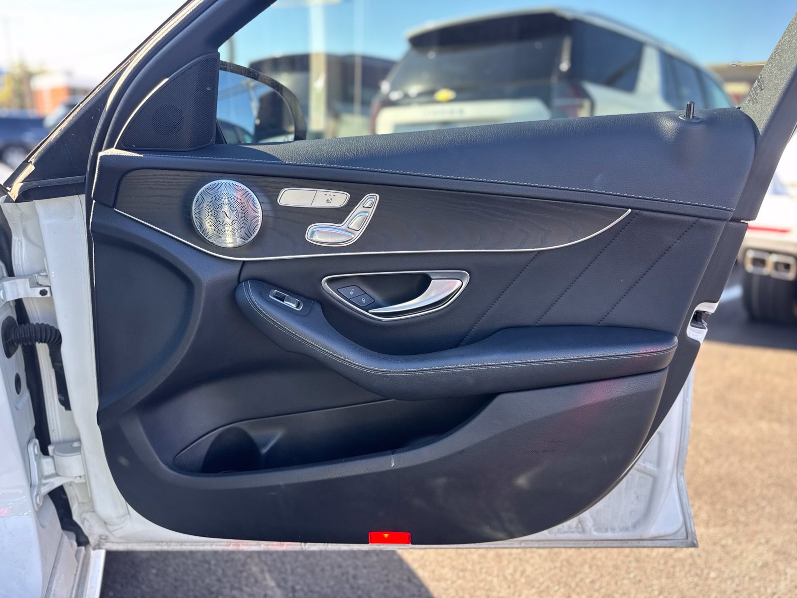 Used 2016 Mercedes-Benz C 300 4MATIC Sedan image 33