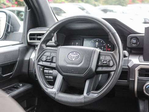 Used 2024 Toyota Tacoma SR5 AWD/4WD image 14
