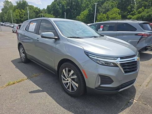 Used 2024 Chevrolet Equinox LT FWD image 5