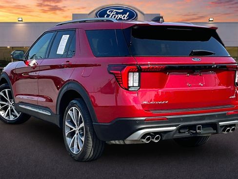 Used 2025 Ford Explorer Platinum w/ Ultimate Package AWD/4WD image 2