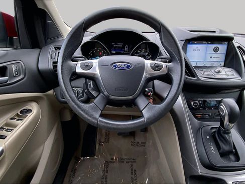 Used 2016 Ford Escape SE w/ Equipment Group 201A FWD image 5