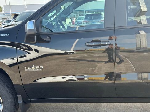 New 2026 Chevrolet Silverado 1500 LT w/ Texas Edition Plus image 18