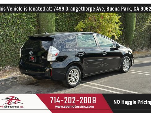 Used 2013 Toyota Prius V Three FWD image 7