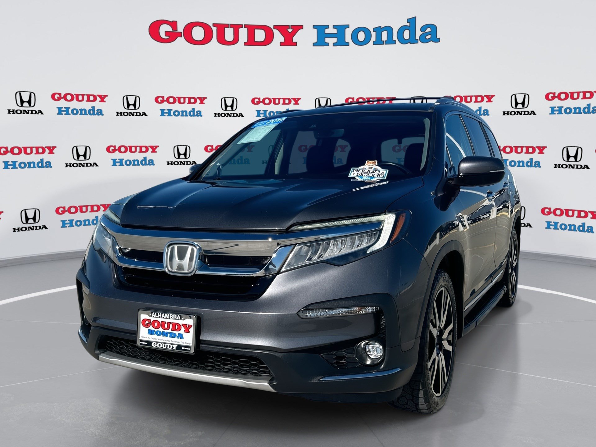 Certified 2019 Honda Pilot Touring image 1