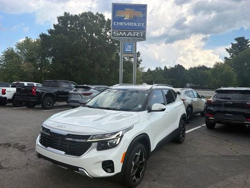 Used 2025 Kia Seltos EX w/ EX Sunroof Package AWD/4WD image 1