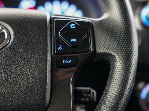 Used 2019 Toyota 4Runner TRD Off-Road Premium AWD/4WD image 50