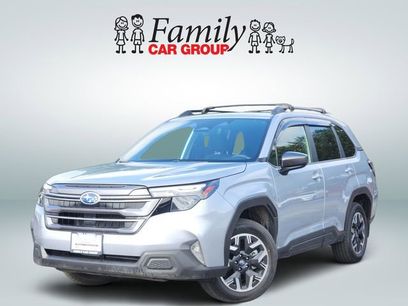 Used 2025 Subaru Forester Premium w/ Convenience Package #2