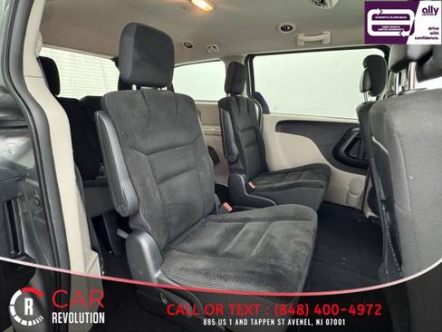 Used 2019 Dodge Grand Caravan SE w/ UConnect Hands-Free Group FWD image 37