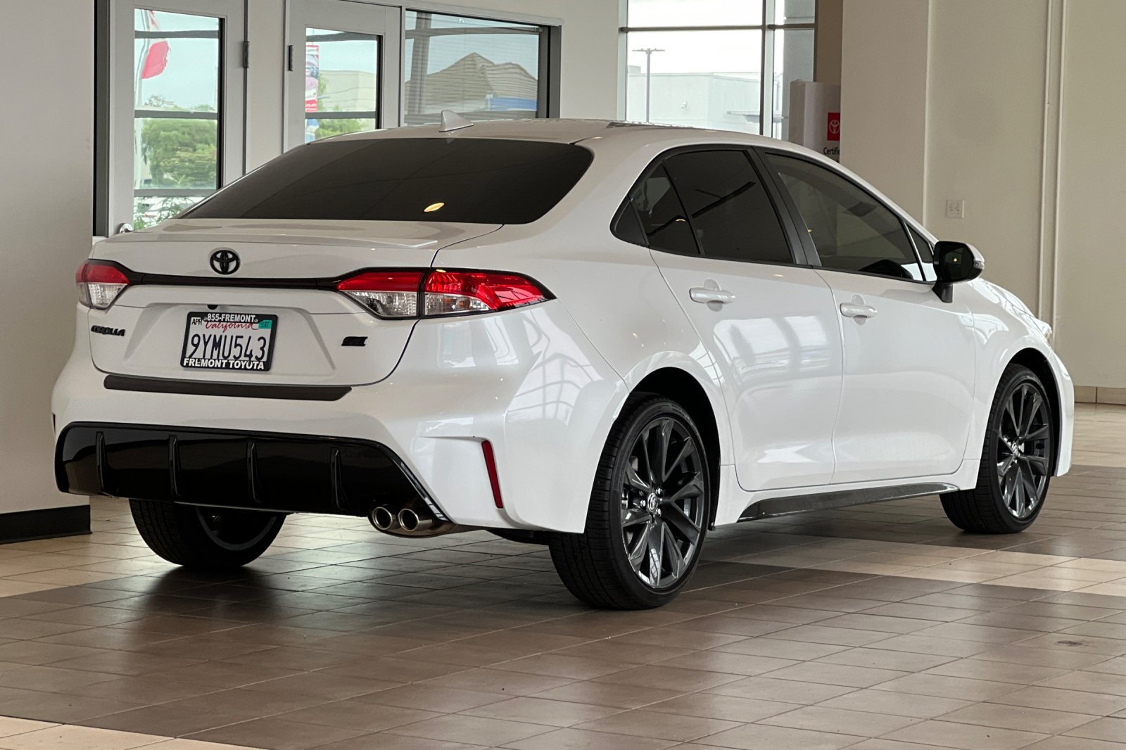 Certified 2026 Toyota Corolla SE FWD image 4