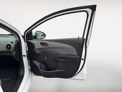 Used 2016 Chevrolet Sonic LS FWD image 18