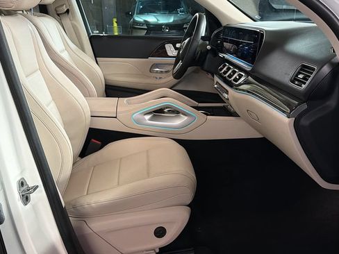 Used 2023 Mercedes-Benz GLE 350 4MATIC image 9