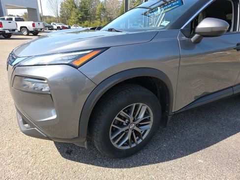Used 2021 Nissan Rogue S image 29