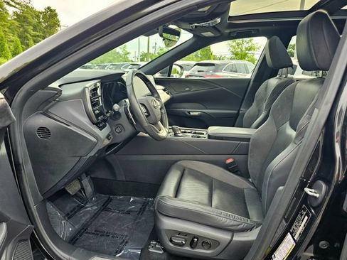 Used 2024 Lexus RX 350 AWD w/ Convenience Package image 18