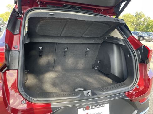 Used 2023 Buick Encore GX Essence w/ Experience Buick Package FWD image 17