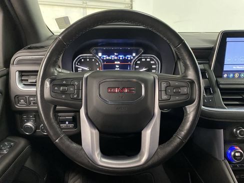 Used 2021 GMC Yukon XL SLT w/ SLT Luxury Plus Package image 19