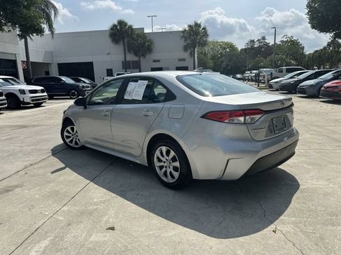 Used 2024 Toyota Corolla LE FWD image 38