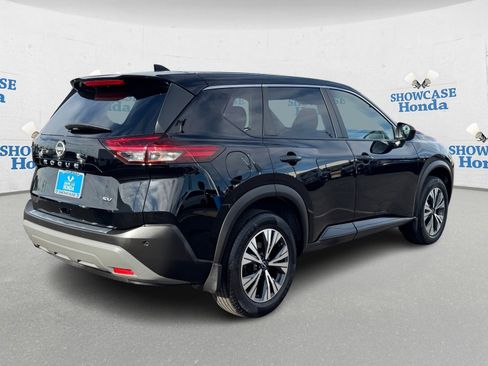 Used 2023 Nissan Rogue SV image 7
