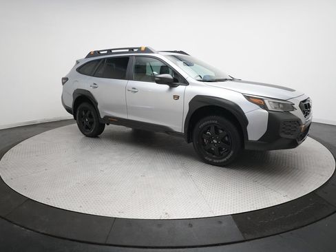 Used 2025 Subaru Outback Wilderness AWD/4WD image 38