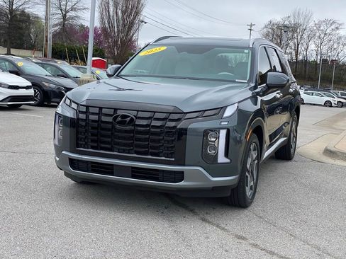 Used 2025 Hyundai Palisade Limited image 3