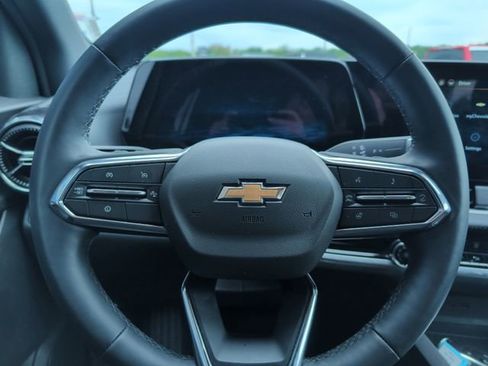 Certified 2026 Chevrolet Equinox LT FWD image 16