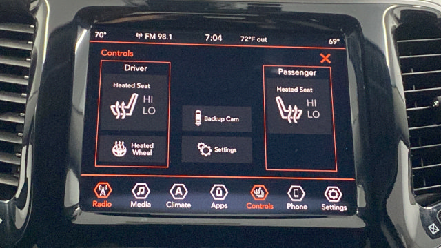 Used 2019 Jeep Cherokee Limited FWD image 15