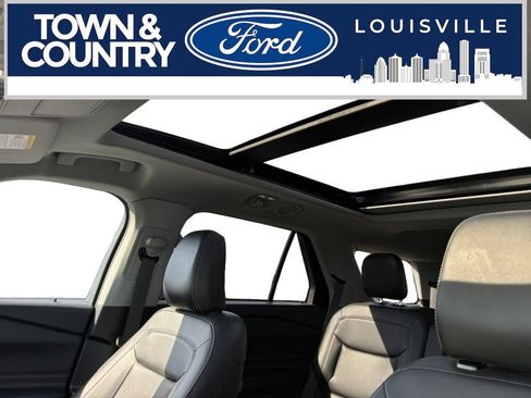 Used 2024 Ford Explorer XLT w/ Equipment Group 202A AWD/4WD image 22