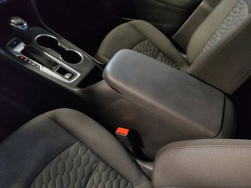 Used 2020 Chevrolet Equinox LT image 26