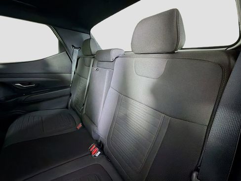 Used 2025 Hyundai Santa Cruz SE image 22