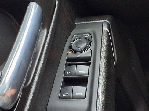 Used 2023 Chevrolet Silverado 1500 Custom RWD image 24