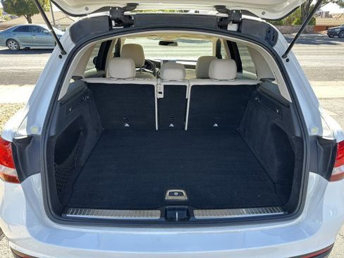 Used 2017 Mercedes-Benz GLC 300 w/ Premium 1 Package image 14