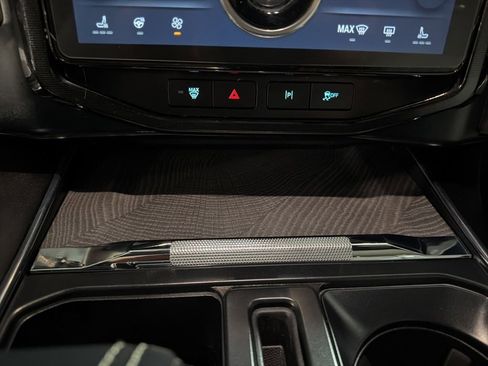 Used 2023 Ford F150 Lightning Platinum image 24