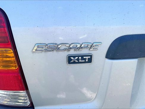 Used 2003 Ford Escape XLT AWD/4WD image 4
