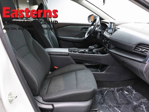 Used 2023 Nissan Rogue S AWD/4WD image 25