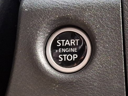 Used 2024 Nissan Frontier PRO-4X w/ Technology Package image 21