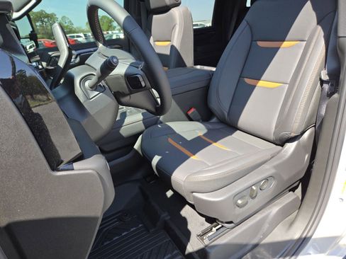 New 2026 GMC Sierra 2500 AT4 w/ AT4 Premium Plus Package image 29