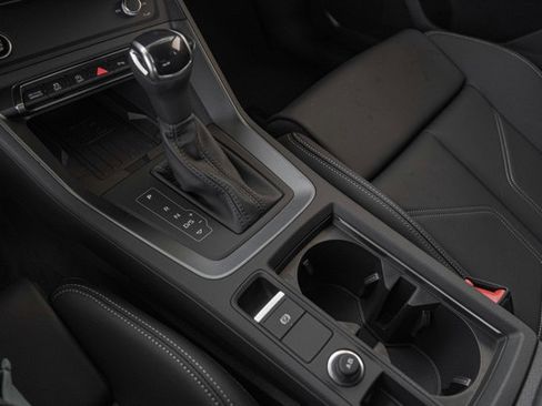 Used 2025 Audi Q3 2.0T Premium w/ Convenience Package image 11