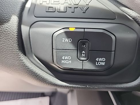 Used 2025 RAM 2500 Big Horn image 35