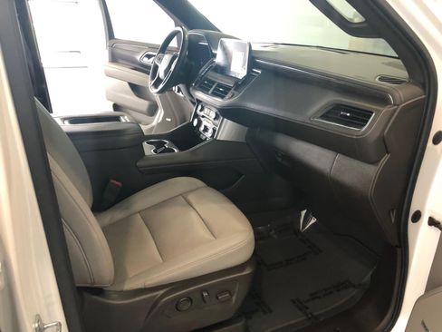 Used 2022 Chevrolet Tahoe LT AWD/4WD image 14