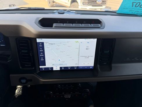 Used 2024 Ford Bronco Wildtrak AWD/4WD image 18