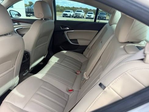 Used 2016 Buick Regal Premium FWD image 12