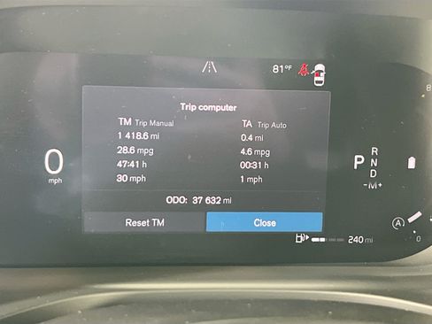 Used 2023 Volvo XC60 B5 Plus w/ Climate Package AWD/4WD image 12