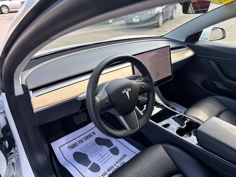 Used 2020 Tesla Model 3 Long Range AWD/4WD image 15