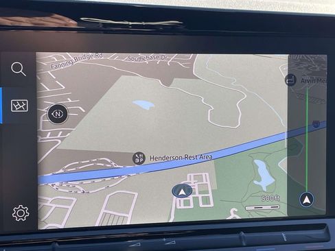 Used 2024 Volkswagen Golf R 2.0T (DSG) image 18