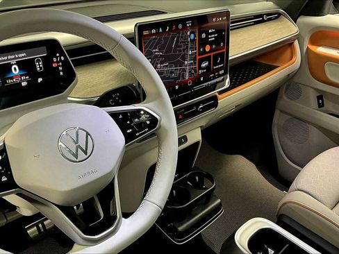 New 2025 Volkswagen ID. Buzz 1st Edition image 10