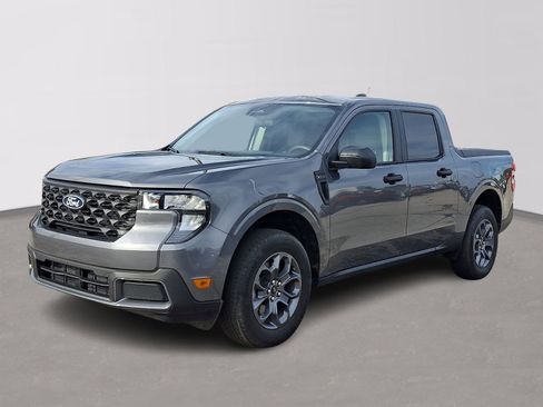 Certified 2025 Ford Maverick XLT FWD image 3
