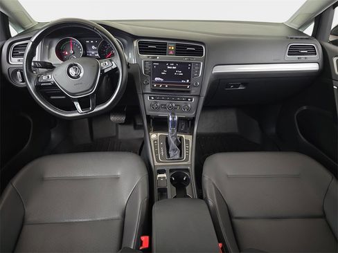 Used 2016 Volkswagen e-Golf SEL Premium w/ Driver Assistance Package image 13